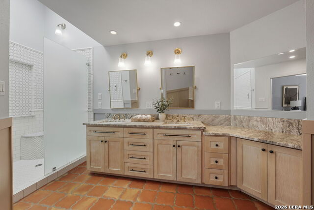 12503 Chateau Forest Ln Property Photo 29