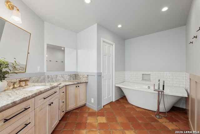 12503 Chateau Forest Ln Property Photo 32