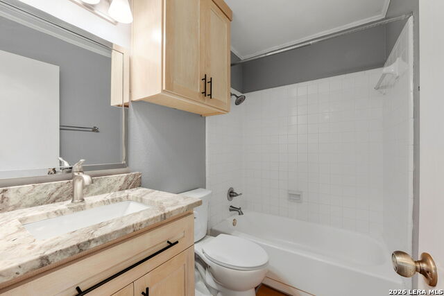 12503 Chateau Forest Ln Property Photo 35