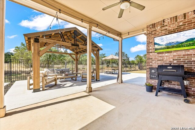 339 Allemania Dr Property Photo 37