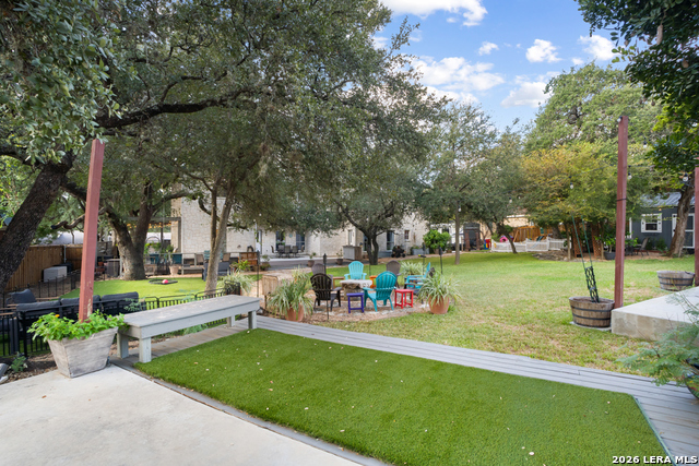 6827 Lendell St Property Photo 8
