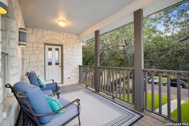 6827 Lendell St Property Photo 10