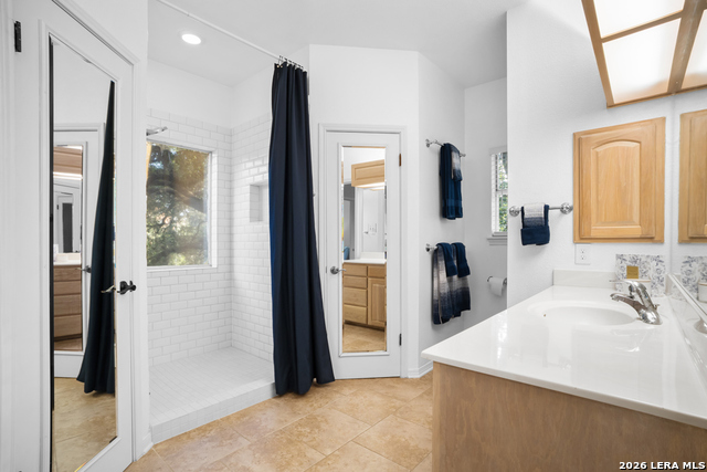6827 Lendell St Property Photo 22