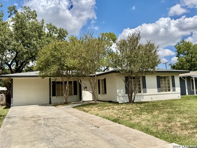 543 Brightwood Property Photo 1
