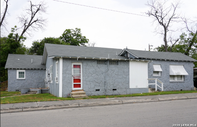 1738 Santa Anna Property Photo 3