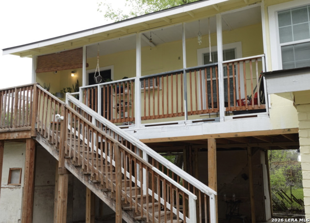 223 Bee St Property Photo 4