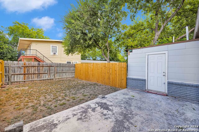 519 Venice Property Photo 12