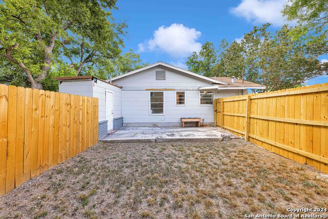 519 Venice Property Photo 13