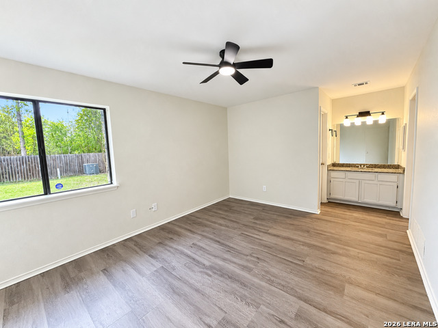 5530 Sunup Dr Property Photo 8