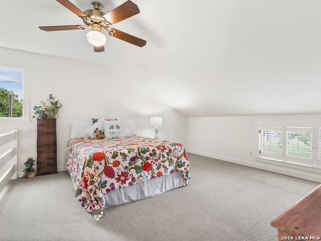 904 N Lincoln Street Property Photo 25