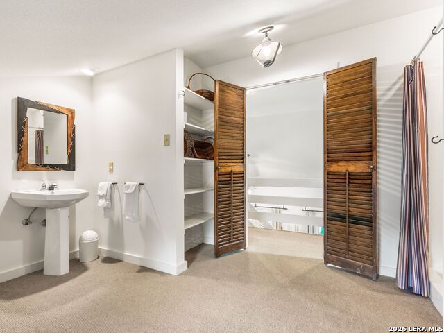 904 N Lincoln Street Property Photo 26