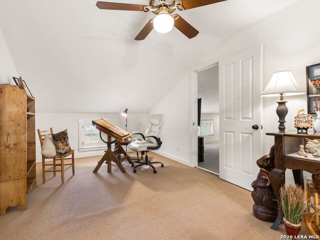 904 N Lincoln Street Property Photo 28