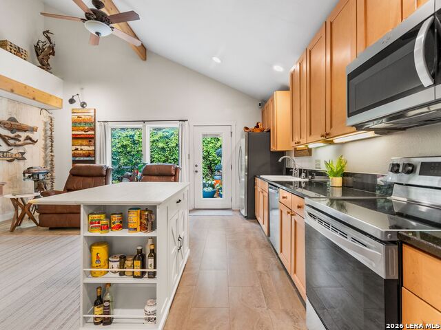 904 N Lincoln Street Property Photo 30