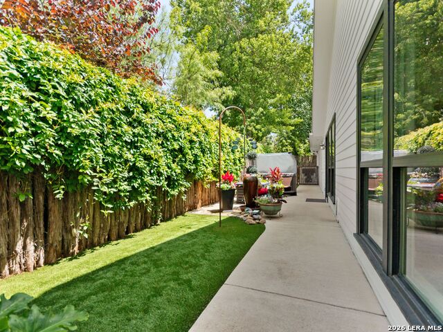 904 N Lincoln Street Property Photo 47