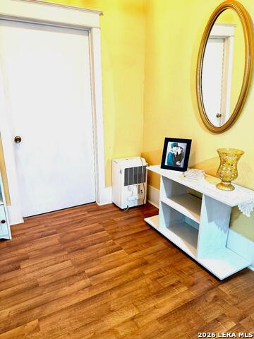525 Parkfield Dr Property Photo 3