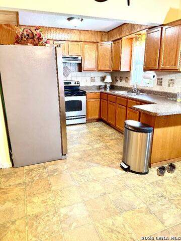 525 Parkfield Dr Property Photo 9