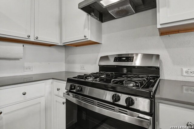 7715 Parish Pl Property Photo 10