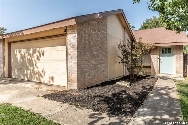9706 Meadow Dr Property Photo 2