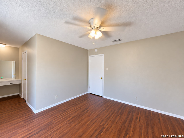 311 E San Antonio Ave Property Photo 21