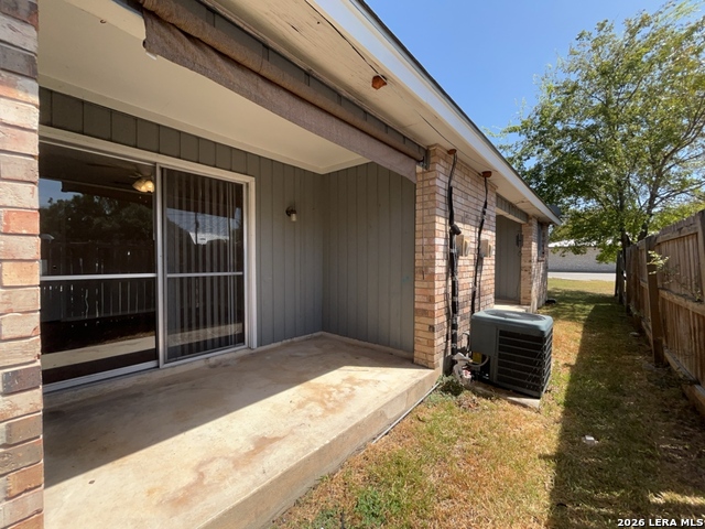 311 E San Antonio Ave Property Photo 29