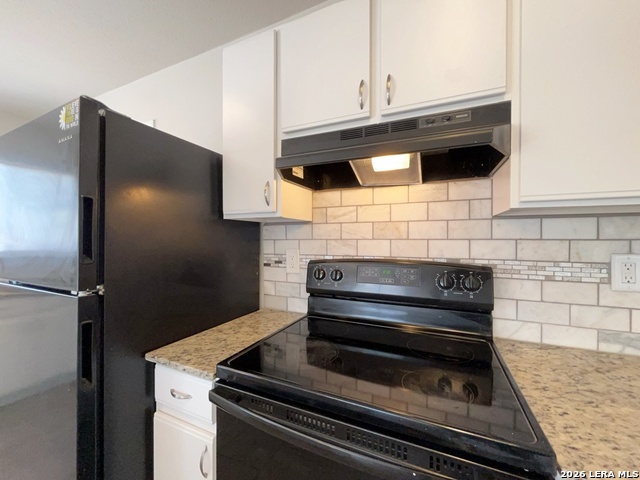 7910 Crystal Point Property Photo 16