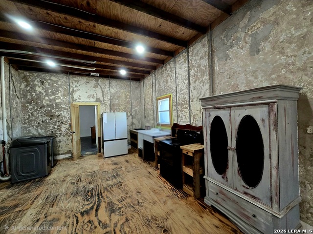 21805 Senior Rd Property Photo 11