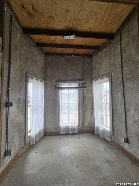 21805 Senior Rd Property Photo 24