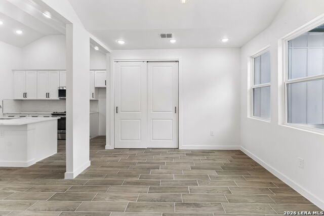 329 Bluebonnet Breeze Property Photo 9