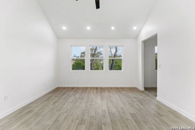 329 Bluebonnet Breeze Property Photo 33