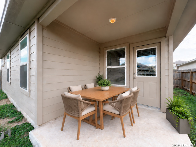 13611 Mendes Knoll Property Photo 8