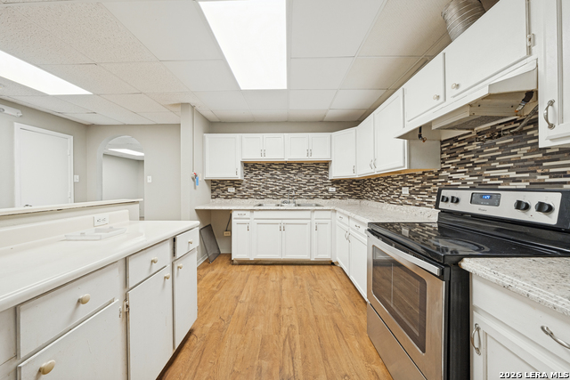 234 E Aviation Blvd Property Photo 6