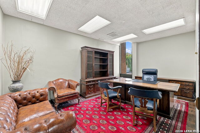 420 Baltimore Property Photo 5