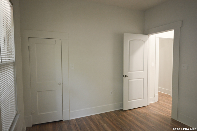 1114 W Russell Property Photo 6