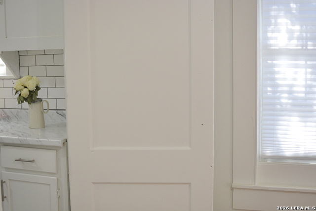 1114 W Russell Property Photo 14
