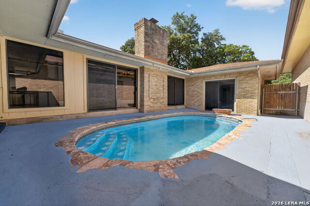 5806 Winterhaven Dr Property Photo 3