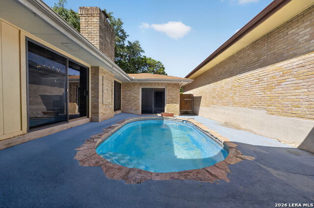5806 Winterhaven Dr Property Photo 4