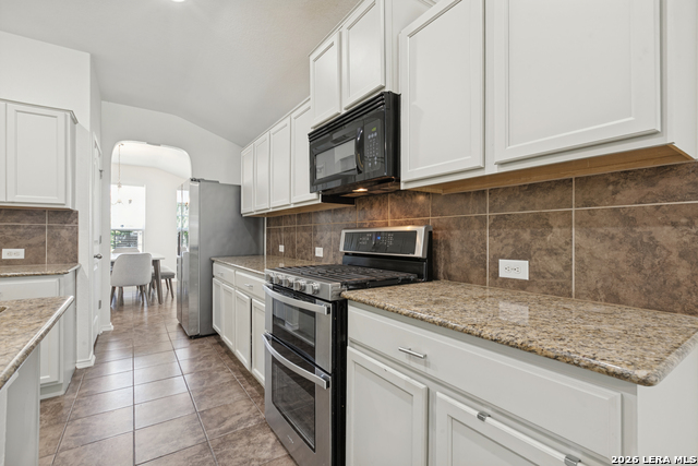 10538 Rhyder Rdg Property Photo 9