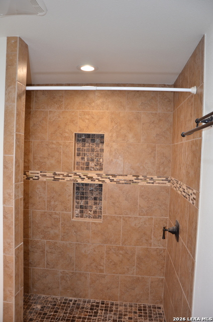 3706 William Penn Dr Property Photo 8