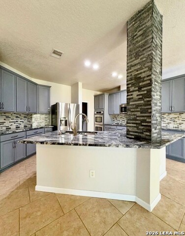 21115 Cape Coral Property Photo 3
