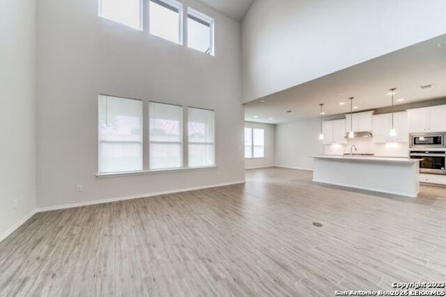 332 Aberdeen Property Photo 2