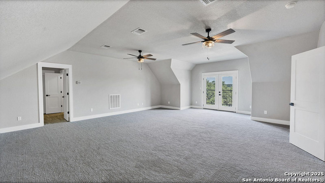 725 Winding View Property Photo 32