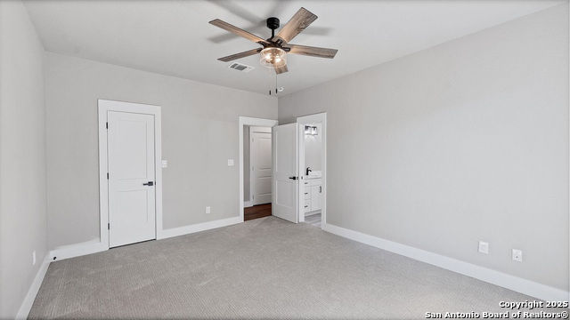 725 Winding View Property Photo 37