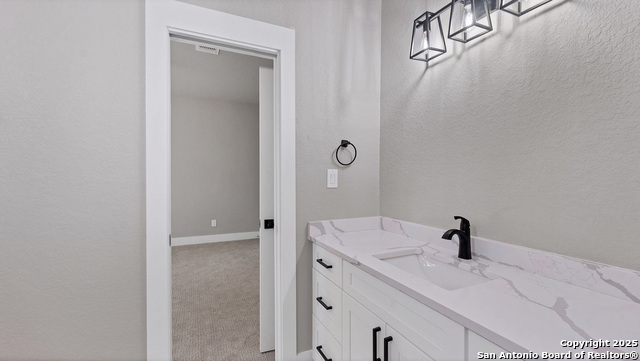 725 Winding View Property Photo 40