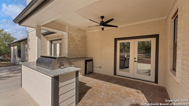 725 Winding View Property Photo 45
