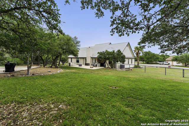 725 Winding View Property Photo 48