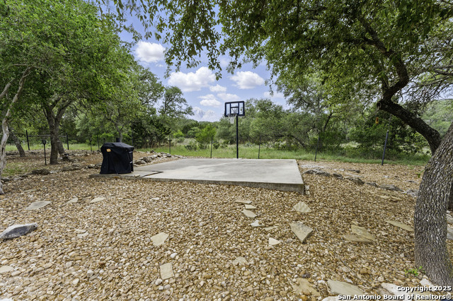 725 Winding View Property Photo 50