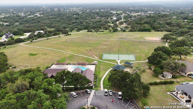 725 Winding View Property Photo 63