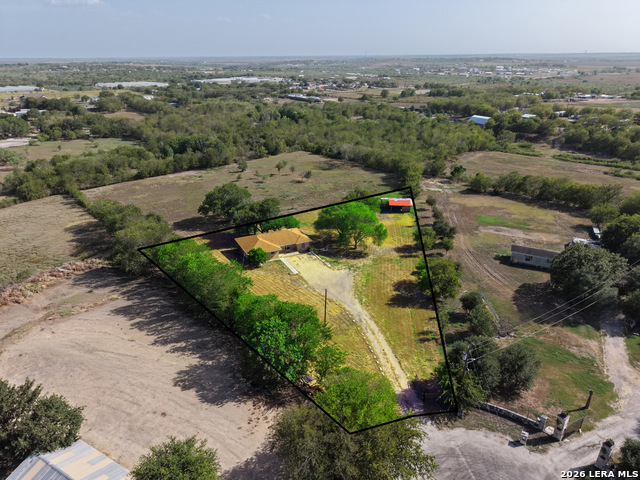 101 Montz Pt Property Photo 3