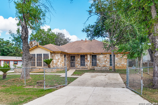 5111 Fedora Property Photo 1