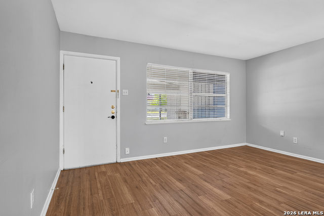 213 Aviation Ave Property Photo 3